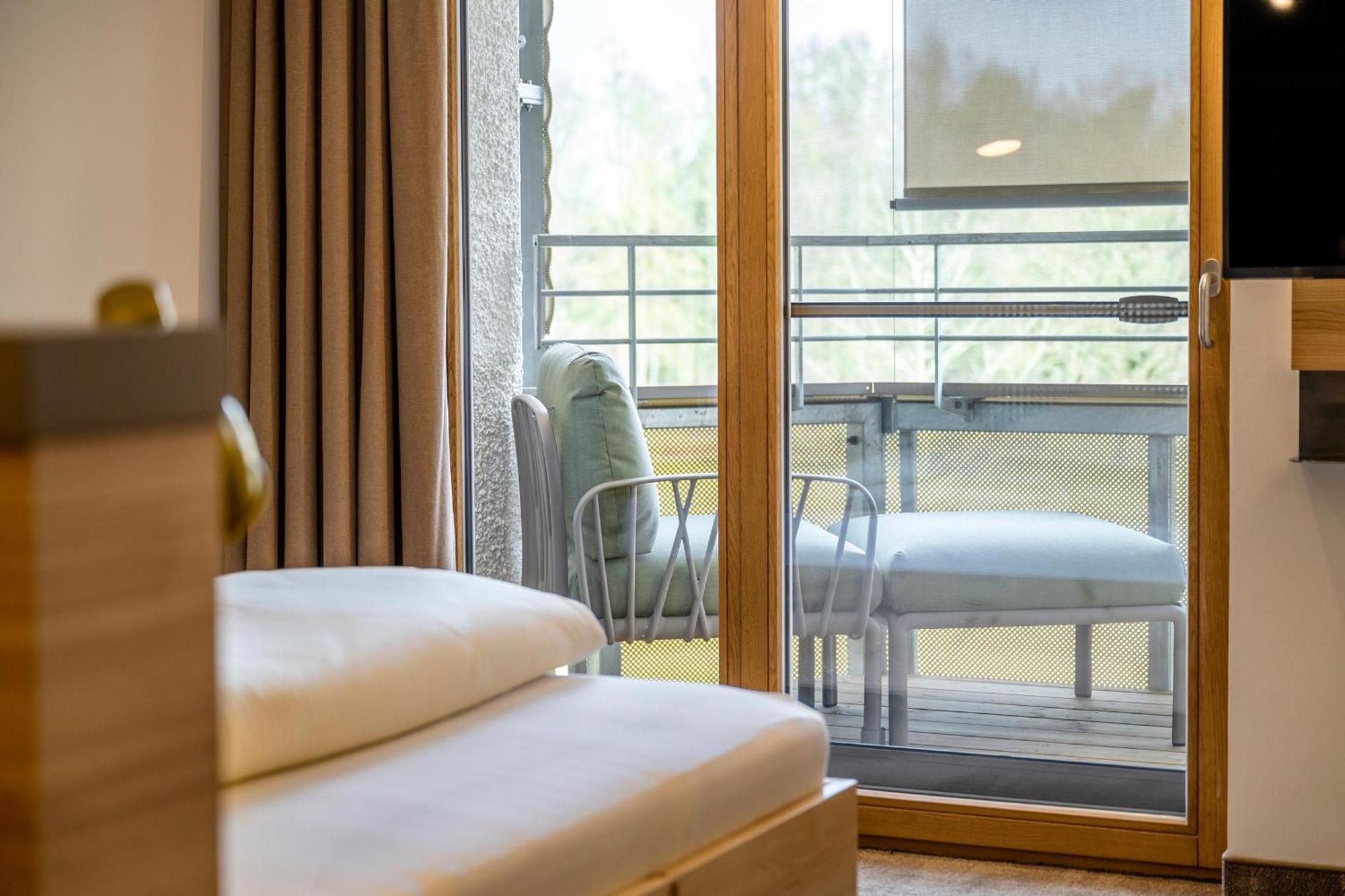Hotel Frechdachs Bad Füssing Kültér fotó